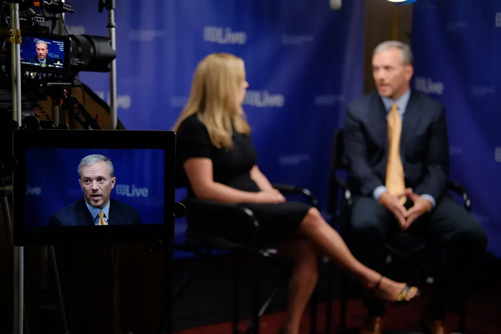 Behind the scenes at a II Live interview.